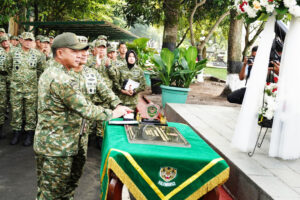 Panglima TNI Resmikan Lapangan Serbaguna ‘Serka Dedi Unadi’ di Makodam III/Siliwangi