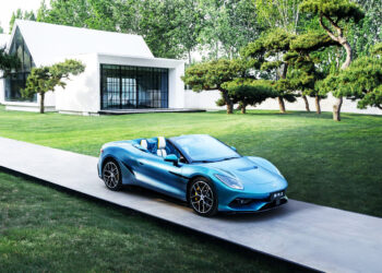 Guncang Beijing, DENZA Z Hadirkan Masa Depan Supercar Listrik