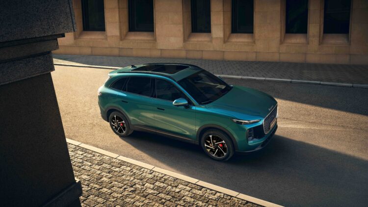 Tantangan Harga Energi Global, PHEV Jadi Jawaban Mobilitas Efisien Tanpa Kompromi Jarak Jauh