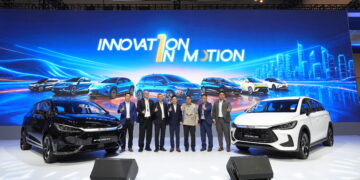 Satu Keluarga, Lebih Banyak Pilihan: GIIAS 2026 Jadi Babak Baru dengan Kehadiran BYD M6 EV dan BYD M6 DM untuk Jawab Ragam Kebutuhan